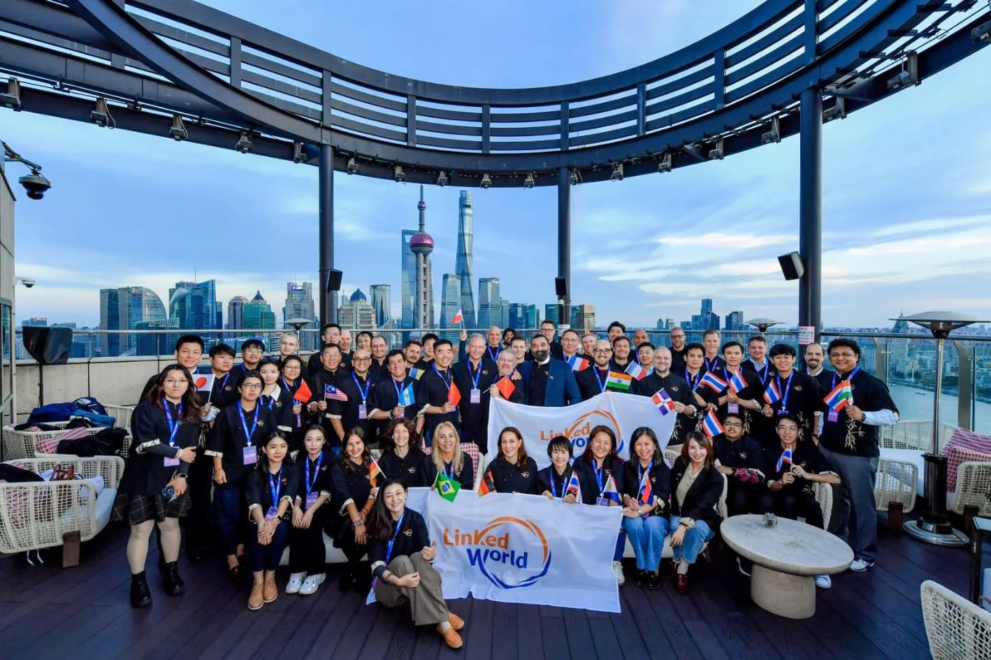 The LinkedWorld network gathered in Shanghai at the LinkedWorld Summit